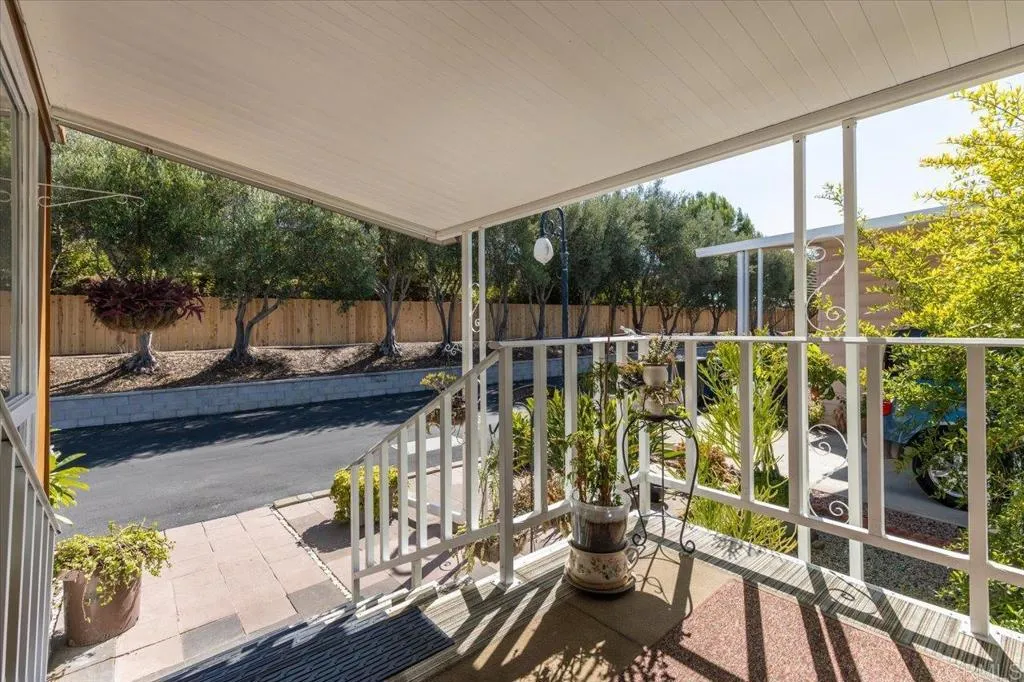 https://cdn.realtyfeed.com/cdn/127/306563547/3b79b427db6d00b3aad61d40bc5973ce.webp
