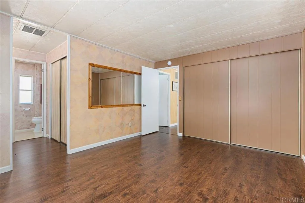 https://cdn.realtyfeed.com/cdn/127/306563547/465d5e87018b74df1014ee6e227cbd0d.webp