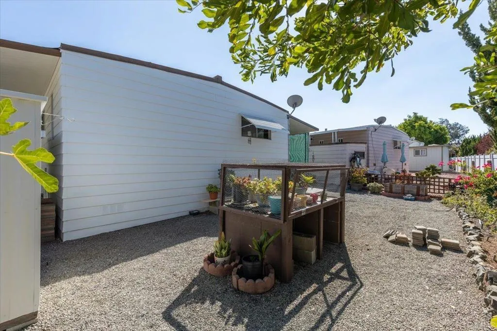 https://cdn.realtyfeed.com/cdn/127/306563547/aa0c569dab38c5296ae2fa1dfeae7617.webp