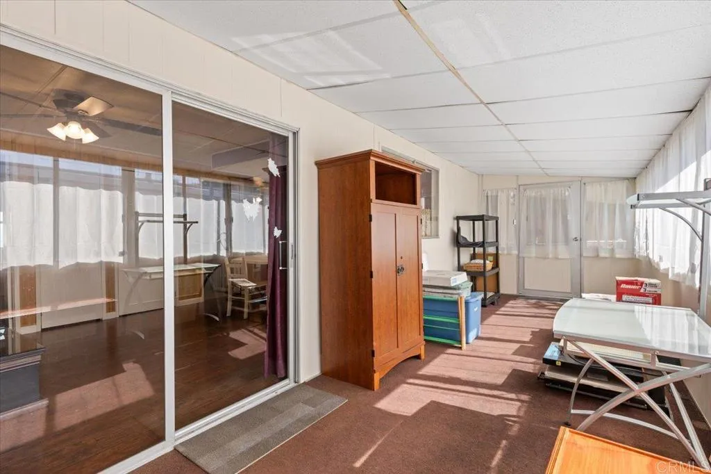 https://cdn.realtyfeed.com/cdn/127/306563547/ced044979e829f1d2ce310e01a569fec.webp