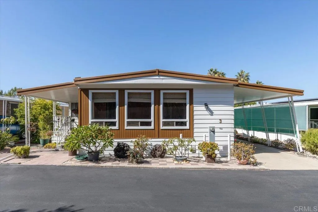https://cdn.realtyfeed.com/cdn/127/306563547/dcb60c51e1a7bea1d93e8e69df40eefe.webp