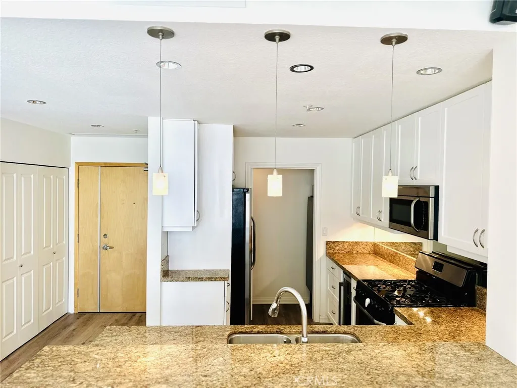 https://cdn.realtyfeed.com/cdn/127/306563577/249b0feacac59132f42c941322b27fcc.webp