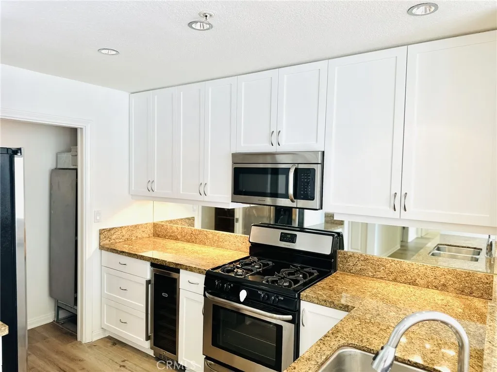 https://cdn.realtyfeed.com/cdn/127/306563577/40d6ab13796a52da9b96a73e836ef065.webp