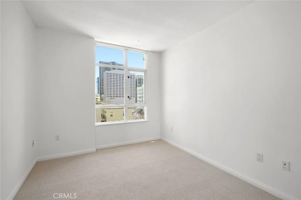 https://cdn.realtyfeed.com/cdn/127/306563577/550d3624e4f66564b0de64870a7657f8.webp