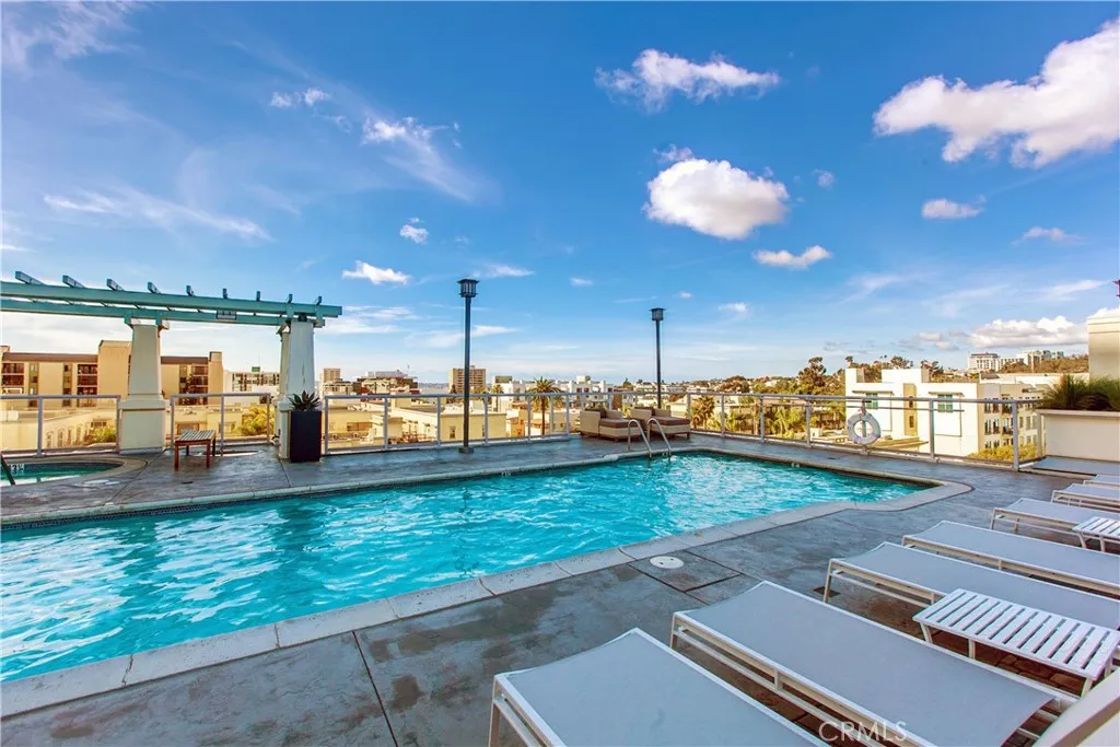 https://cdn.realtyfeed.com/cdn/127/306563577/d12da3e2b546bd8db10da1ae1dfd7d78.webp