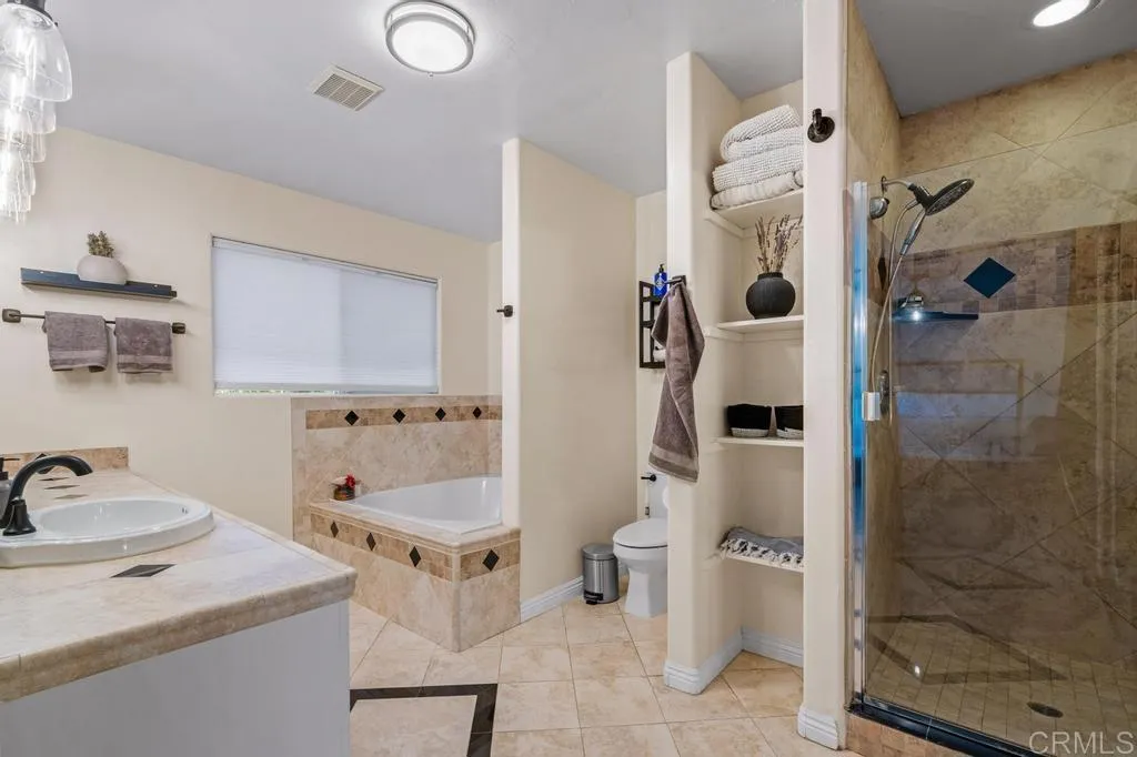 https://cdn.realtyfeed.com/cdn/127/306563582/3e2b682aa650ac8b059cd31c53b42be9.webp