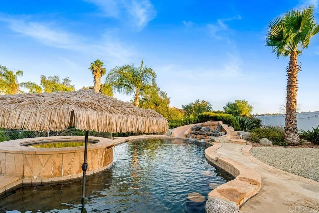 https://cdn.realtyfeed.com/cdn/127/306563582/4e2572bebb54771d10cff7349e41b8ab.webp