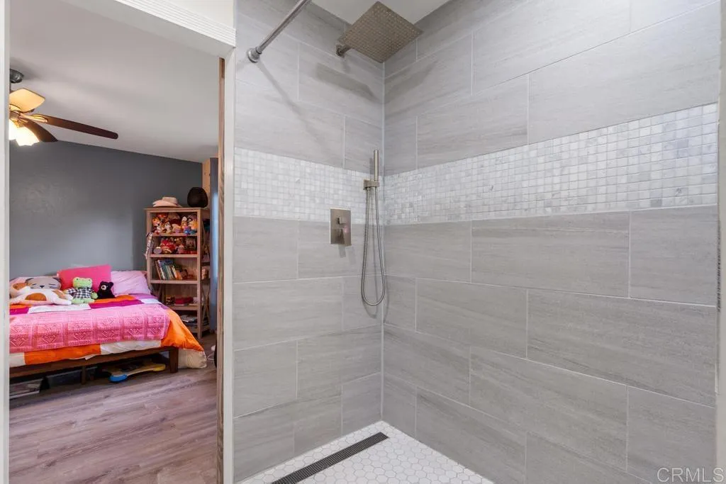 https://cdn.realtyfeed.com/cdn/127/306563582/8aaf7ca88690806a9cd0f9fda2f4c848.webp