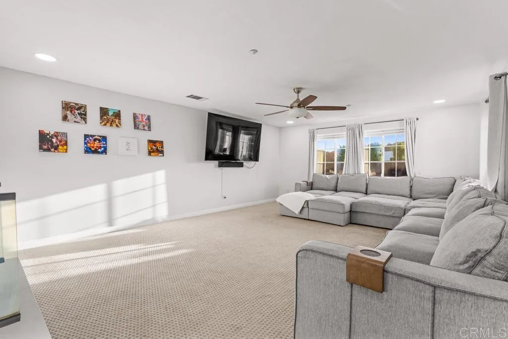 https://cdn.realtyfeed.com/cdn/127/306563582/a1e4506c50103aa872db0b9c8741a23e.webp