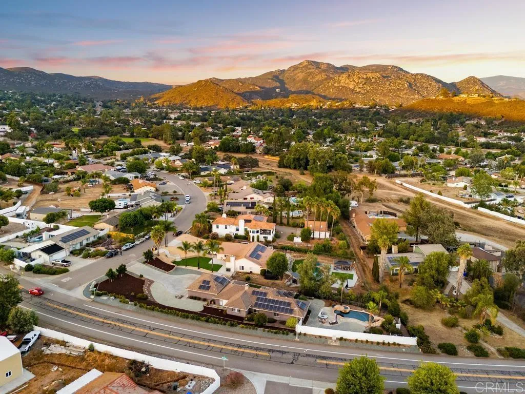 https://cdn.realtyfeed.com/cdn/127/306563582/d2911989751780d4da3a4ba5b3caa0c2.webp
