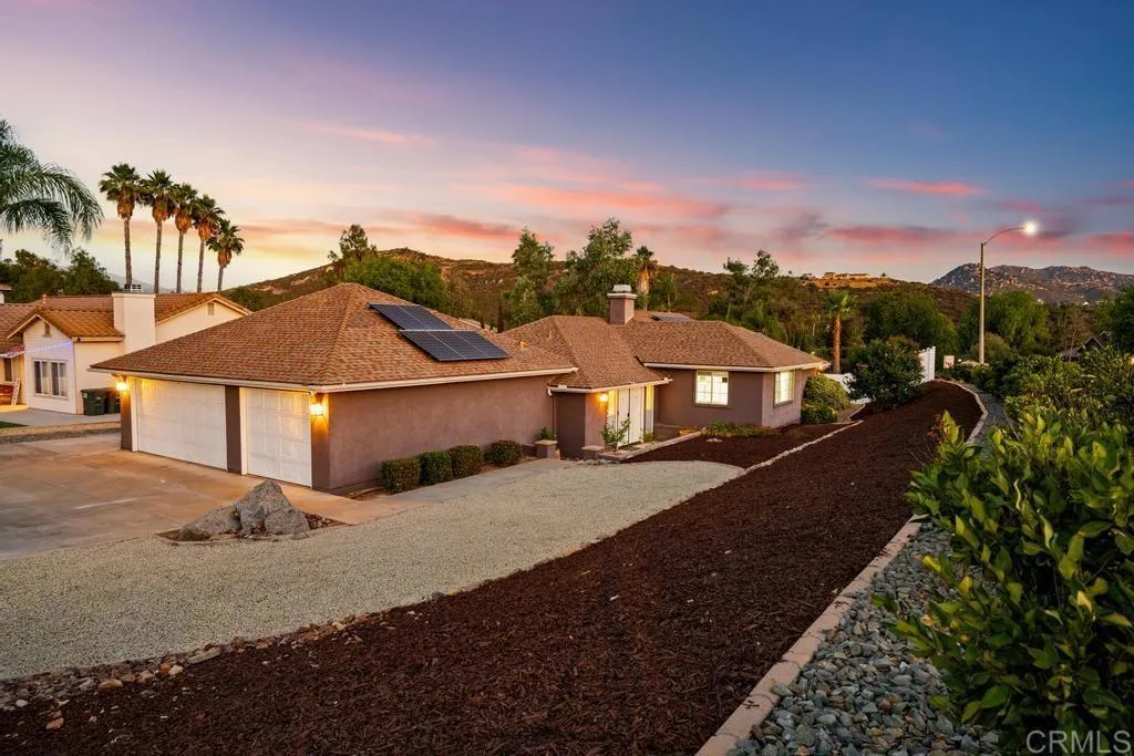 https://cdn.realtyfeed.com/cdn/127/306563582/f6296bae48e9fbc1a3035c3afdfbf2b5.webp