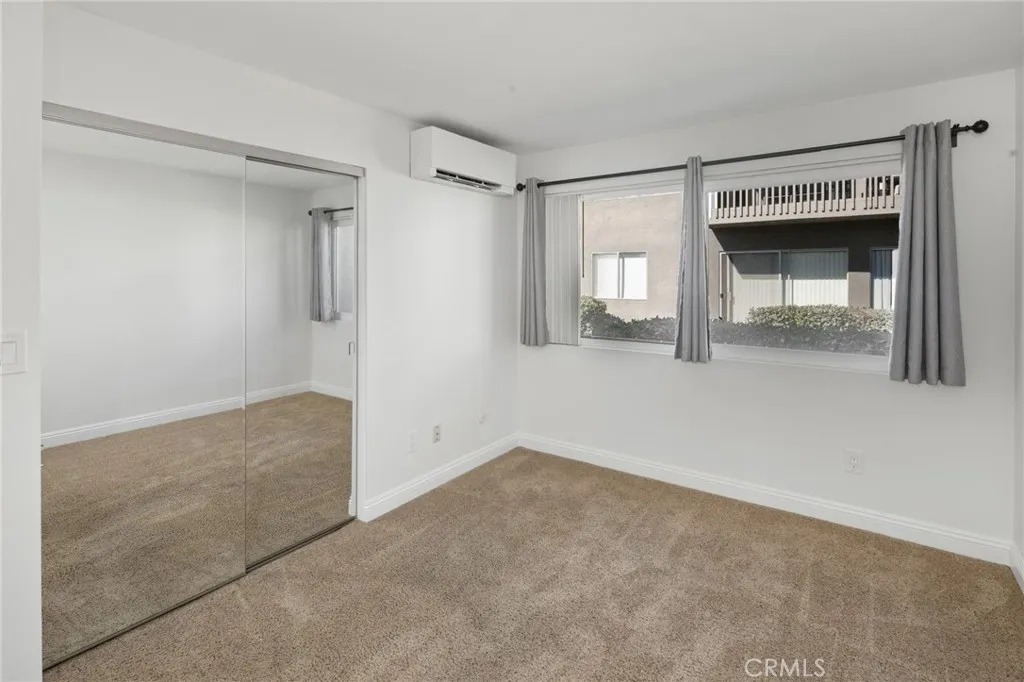https://cdn.realtyfeed.com/cdn/127/306563590/172174d01be63f8c21fc6b15ad3c0553.webp