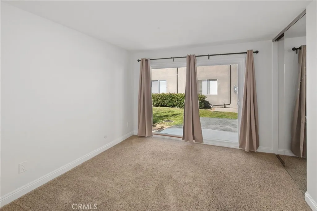 https://cdn.realtyfeed.com/cdn/127/306563590/af7bf75818e4aacf84503c2dee7a25f8.webp