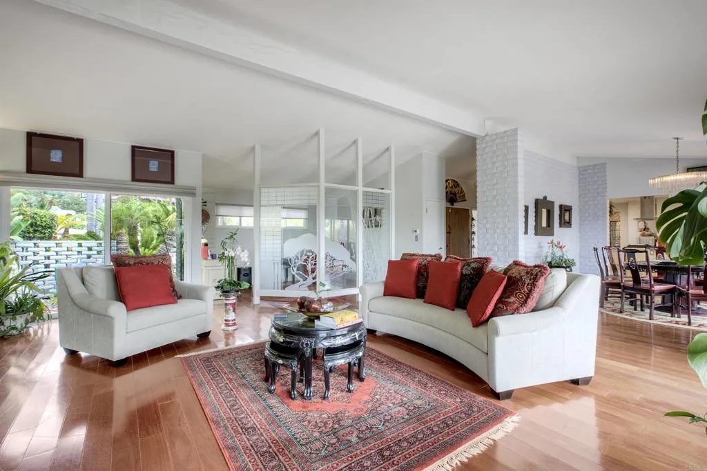 Photo #3: NDP2509826 Listing 