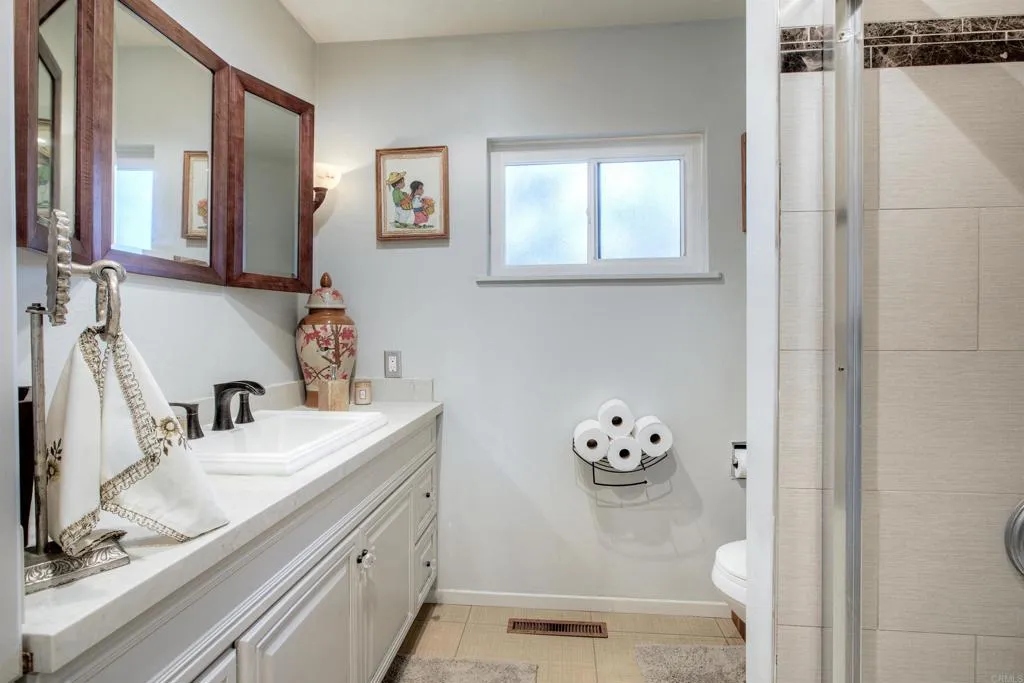 https://cdn.realtyfeed.com/cdn/127/306563632/daad09295e7e50d5ef97e6d1171b0e27.webp