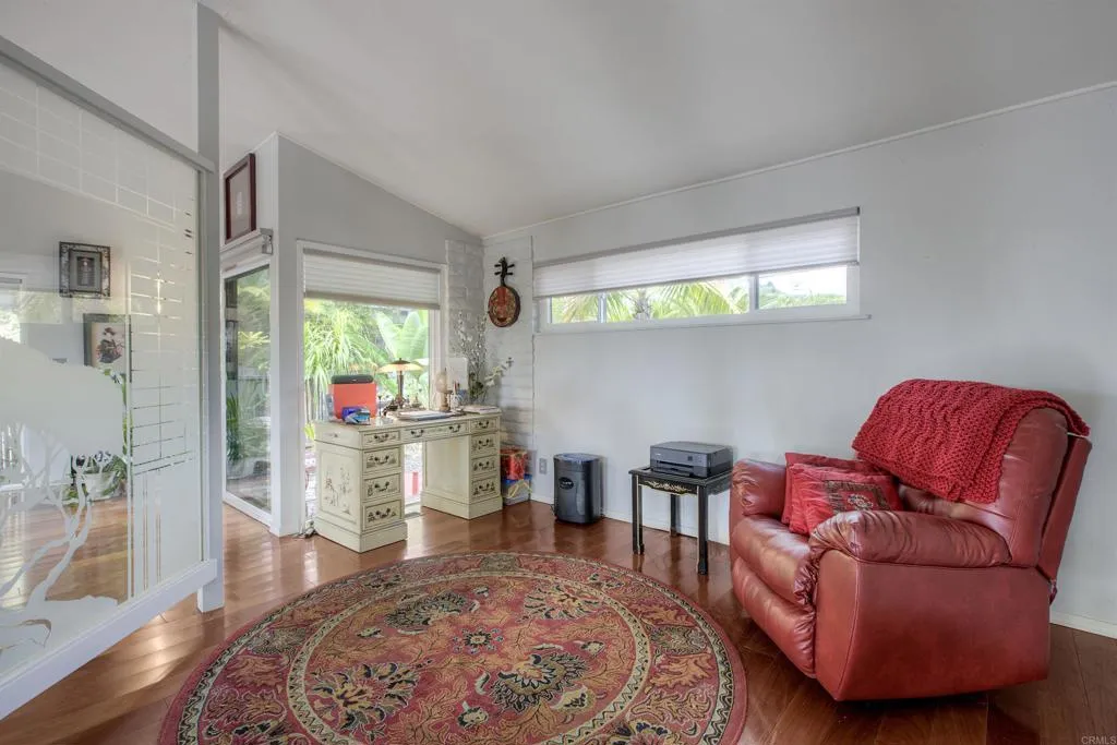 https://cdn.realtyfeed.com/cdn/127/306563632/f2992e0fe559eadec6f4757e1867bdc7.webp