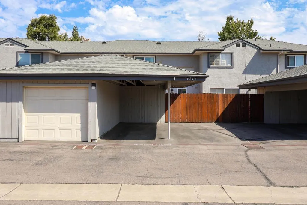 https://cdn.realtyfeed.com/cdn/127/306563660/26640dbb1a600a4d8e160f732d1591e8.webp