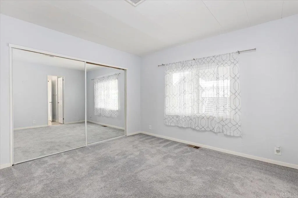 https://cdn.realtyfeed.com/cdn/127/306563703/53d21491ee3e3a434d89fb6c72e84ae9.webp