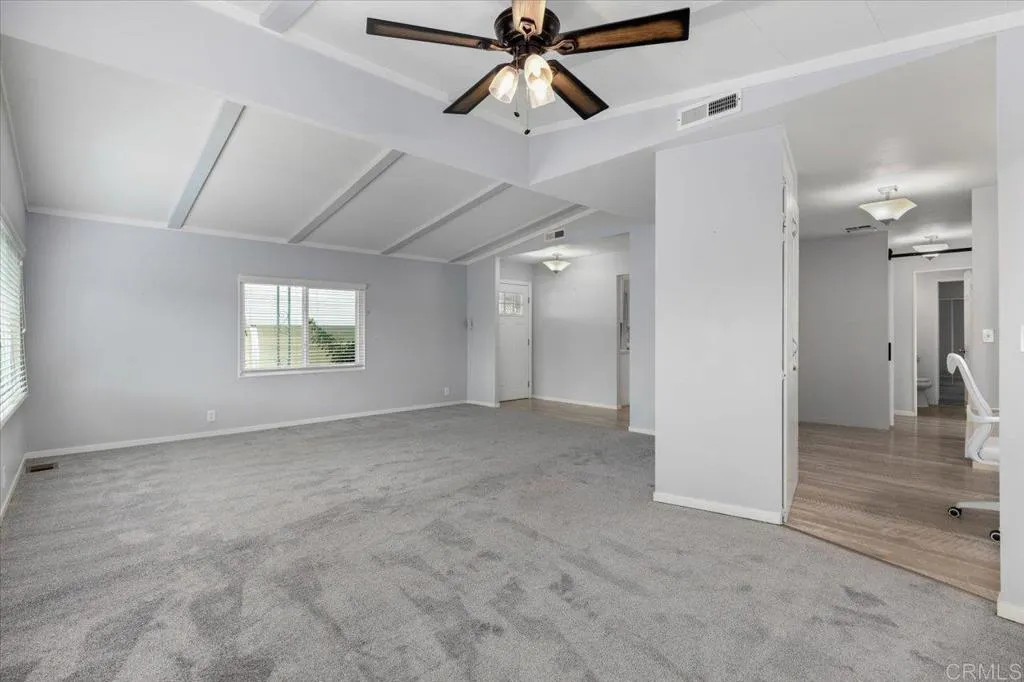 https://cdn.realtyfeed.com/cdn/127/306563703/9f5acd45a29e684c659dd70e3dae2e70.webp