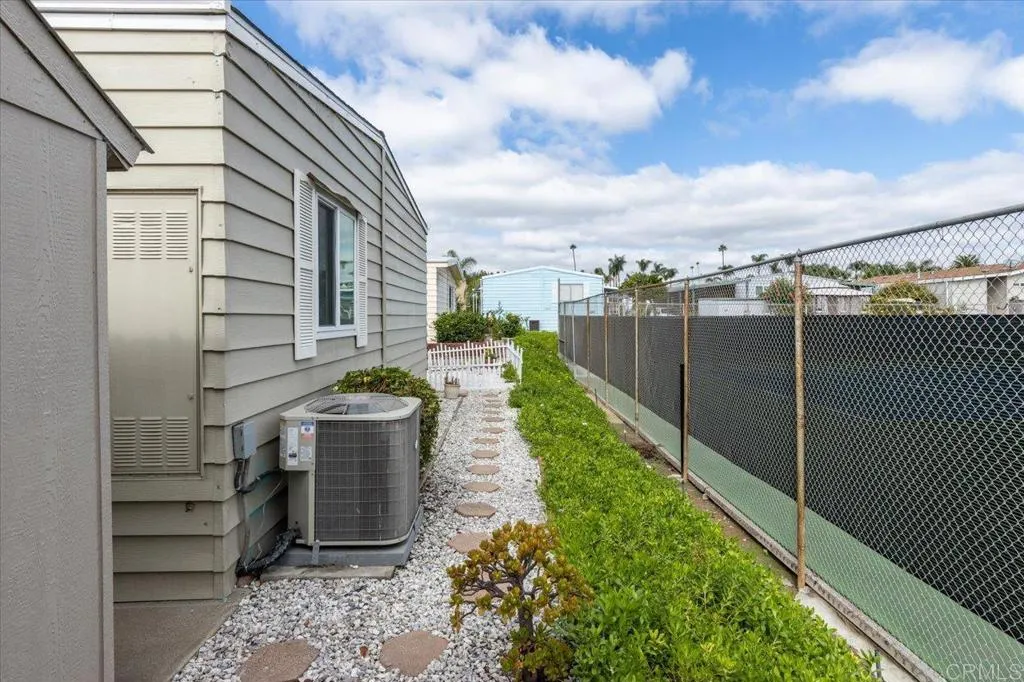 https://cdn.realtyfeed.com/cdn/127/306563703/a904eaea900d1340efc31dae0202d71a.webp