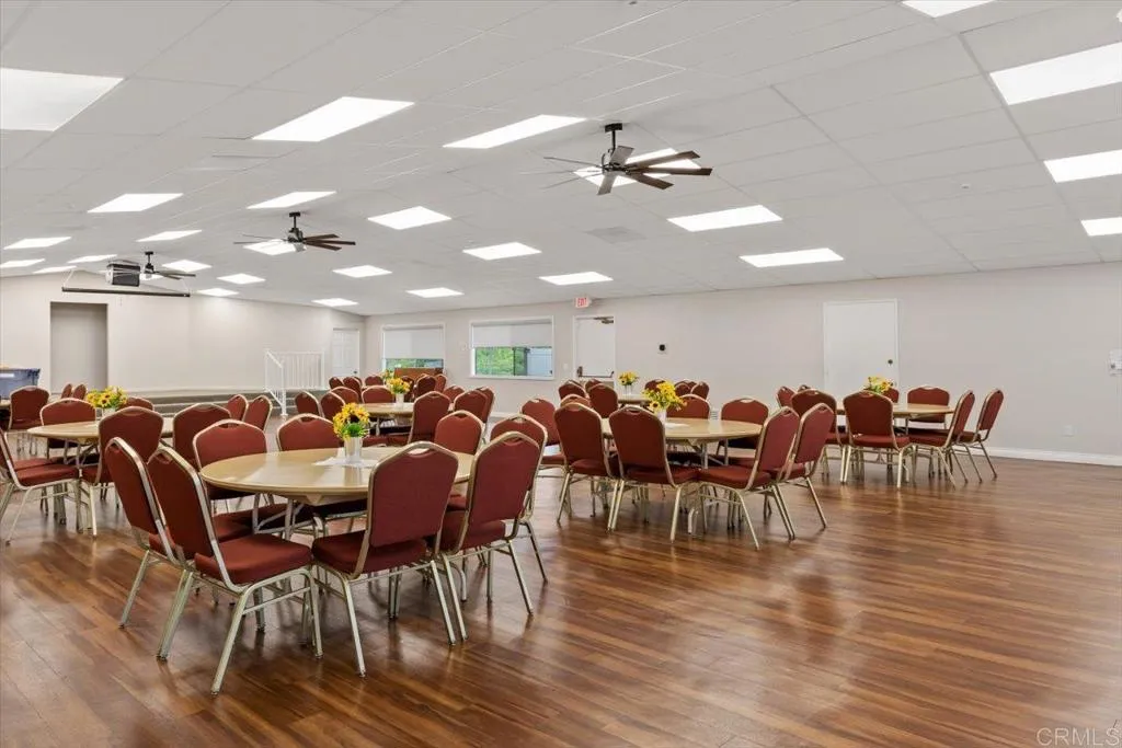 https://cdn.realtyfeed.com/cdn/127/306563703/f70ffcb7d76fe531dc06faac4b464b69.webp
