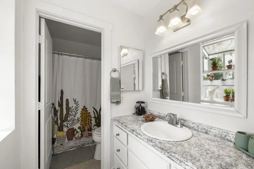 https://cdn.realtyfeed.com/cdn/127/306563709/ba3be28b81f27bbb5a2fcc7e24bf8dd0.webp