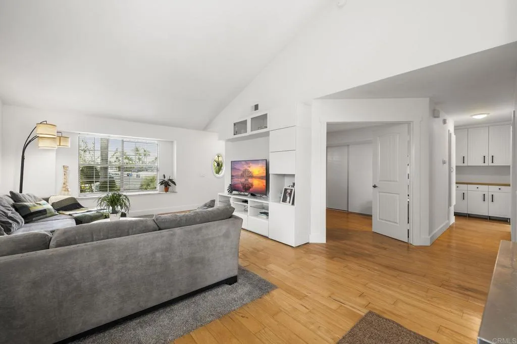https://cdn.realtyfeed.com/cdn/127/306563709/f3677d852630f54c2f480e1243900f70.webp