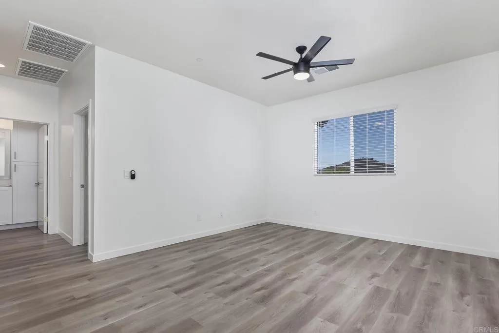 https://cdn.realtyfeed.com/cdn/127/306563711/af794cbca1c0a8ff4a66c248879f4cf9.webp