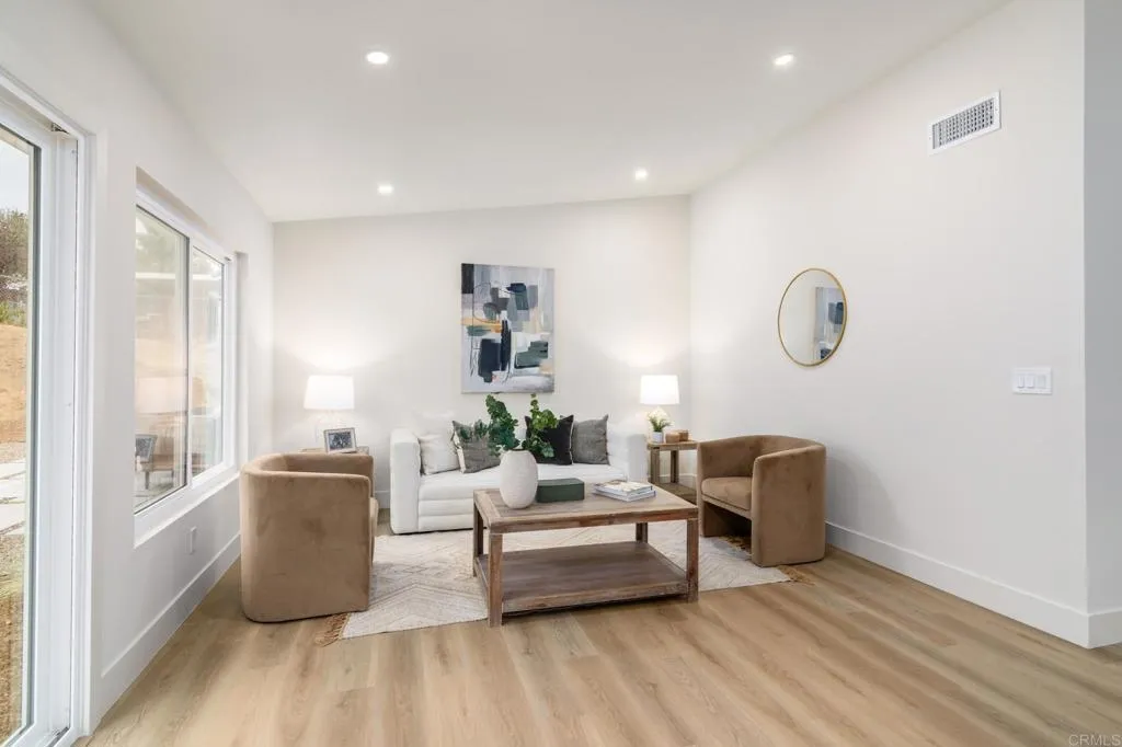 https://cdn.realtyfeed.com/cdn/127/306563712/9f1fd3746b65892dfc79fb38df11ee42.webp