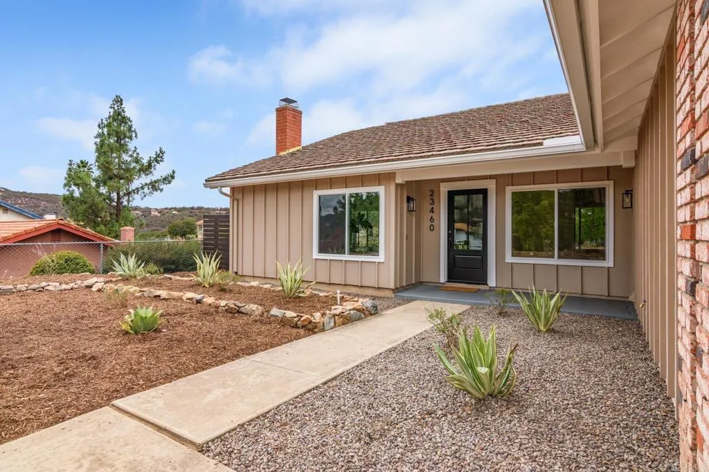 https://cdn.realtyfeed.com/cdn/127/306563712/cdeb6237c9b424de93d3dff8b938b86b.webp