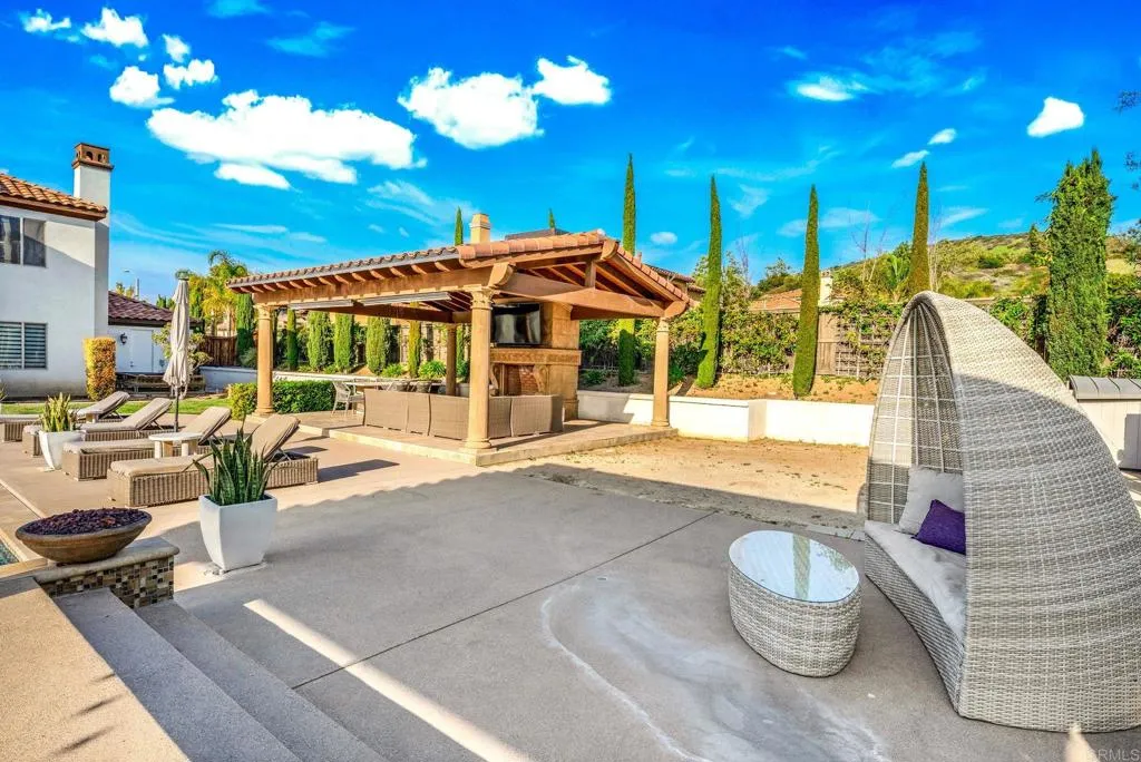 https://cdn.realtyfeed.com/cdn/127/306563725/f3917510b10849a7ce5b36eb61722a7b.webp