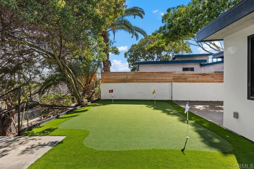 https://cdn.realtyfeed.com/cdn/127/306563753/2a618bf2621624e305f4c063aa92bf89.webp