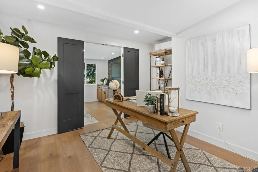 https://cdn.realtyfeed.com/cdn/127/306563753/2ea37995989c976a931d512a0a889730.webp