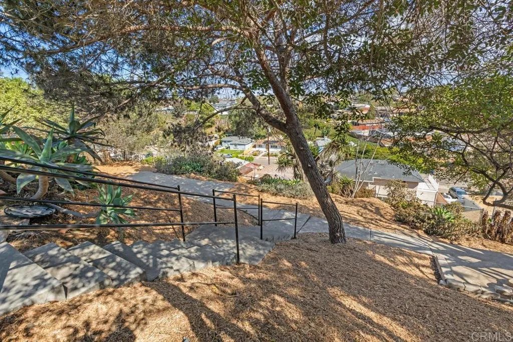 https://cdn.realtyfeed.com/cdn/127/306563753/d03ee96556ca585d2e785a57e8289eb0.webp