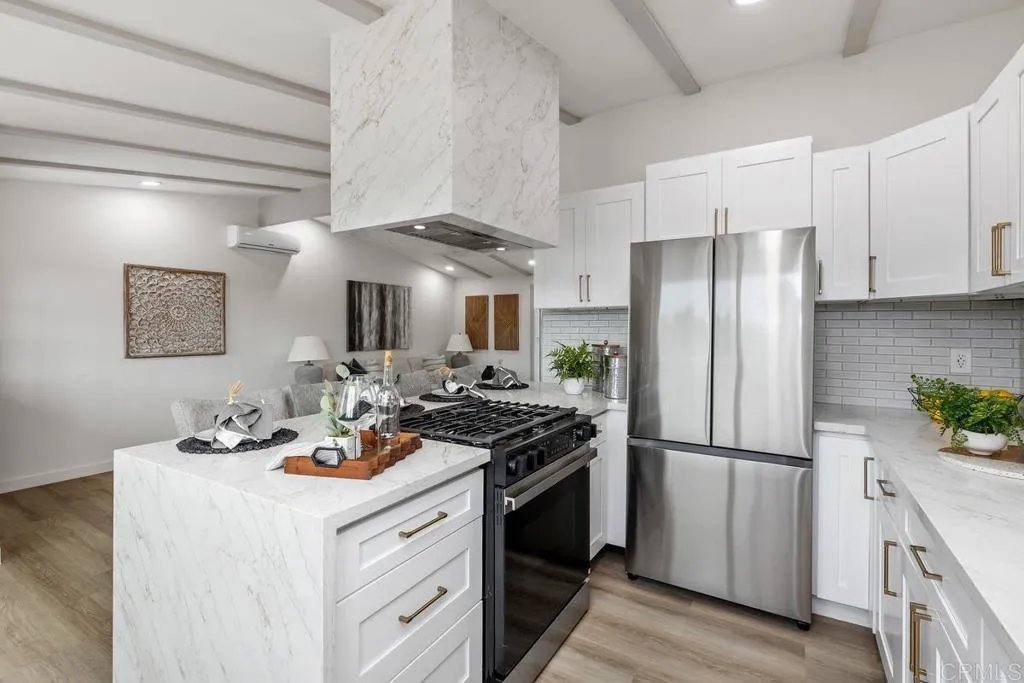 https://cdn.realtyfeed.com/cdn/127/306563762/10c214e5a3253e80d3b9f7e2fe7081c1.webp