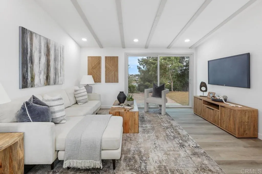 https://cdn.realtyfeed.com/cdn/127/306563762/7fd1c40d3c98a1b79b00356d0210b9a8.webp