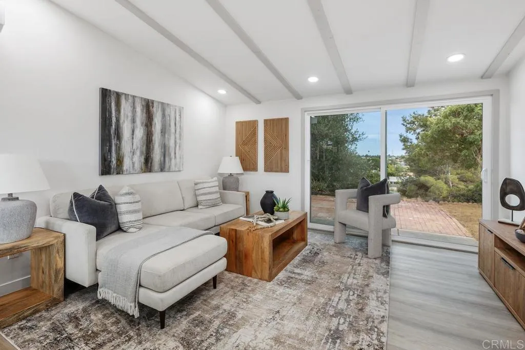 https://cdn.realtyfeed.com/cdn/127/306563762/939c0fffd0e97a43c88214d2e231a807.webp