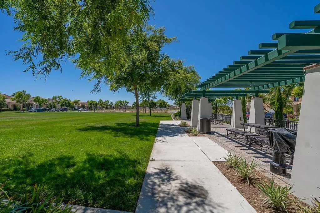 https://cdn.realtyfeed.com/cdn/127/306563795/d63c76581274c97b7ec2abc2fe9754a1.webp