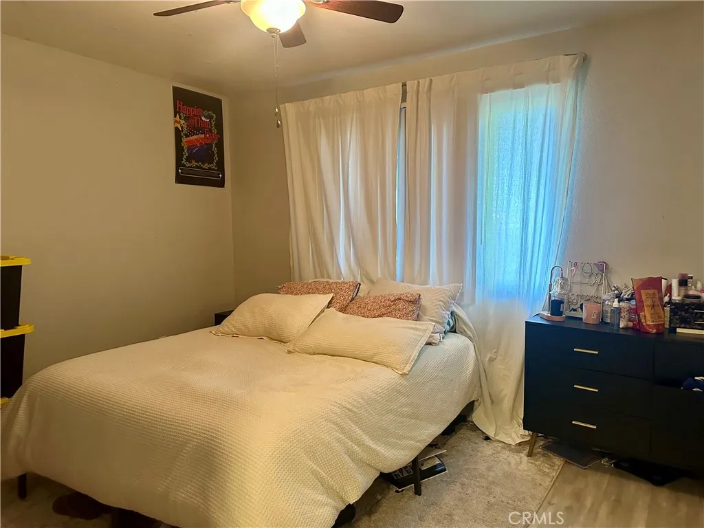 https://cdn.realtyfeed.com/cdn/127/306563811/38434c84e05d8d3d78d04f95dec624c1.webp