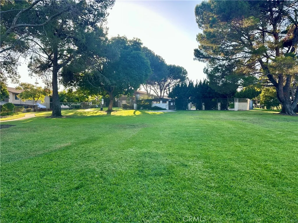 https://cdn.realtyfeed.com/cdn/127/306563811/496f1ec311e2092fcacd8c478a047349.webp