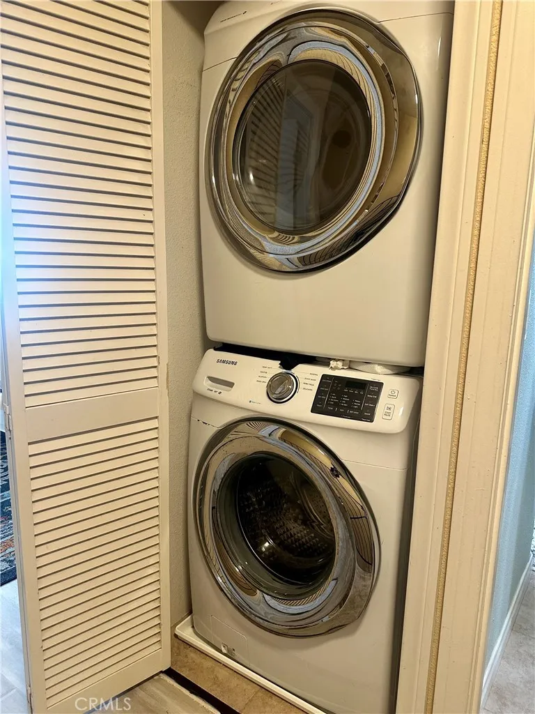 https://cdn.realtyfeed.com/cdn/127/306563811/76f2dacae3cd220f3a4b68802718e84d.webp