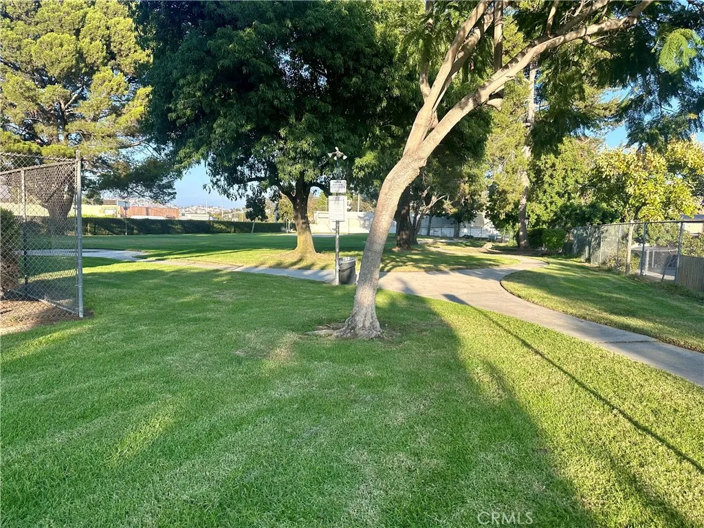 https://cdn.realtyfeed.com/cdn/127/306563811/e7beb29991a7fd806c0decf31138226d.webp
