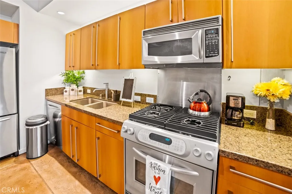 Photo #18: TR25237273 Listing: Photo #18