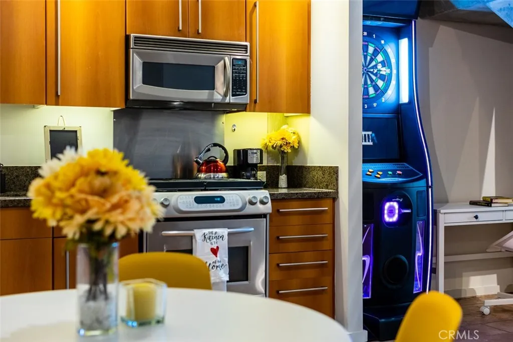 https://cdn.realtyfeed.com/cdn/127/306563821/8a96bedeecbc53df87e67c49c4ac672f.webp
