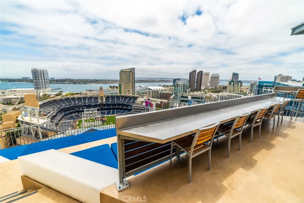 https://cdn.realtyfeed.com/cdn/127/306563821/918ea4a66310b6c6b8ff4f3afc0dbf5a.webp