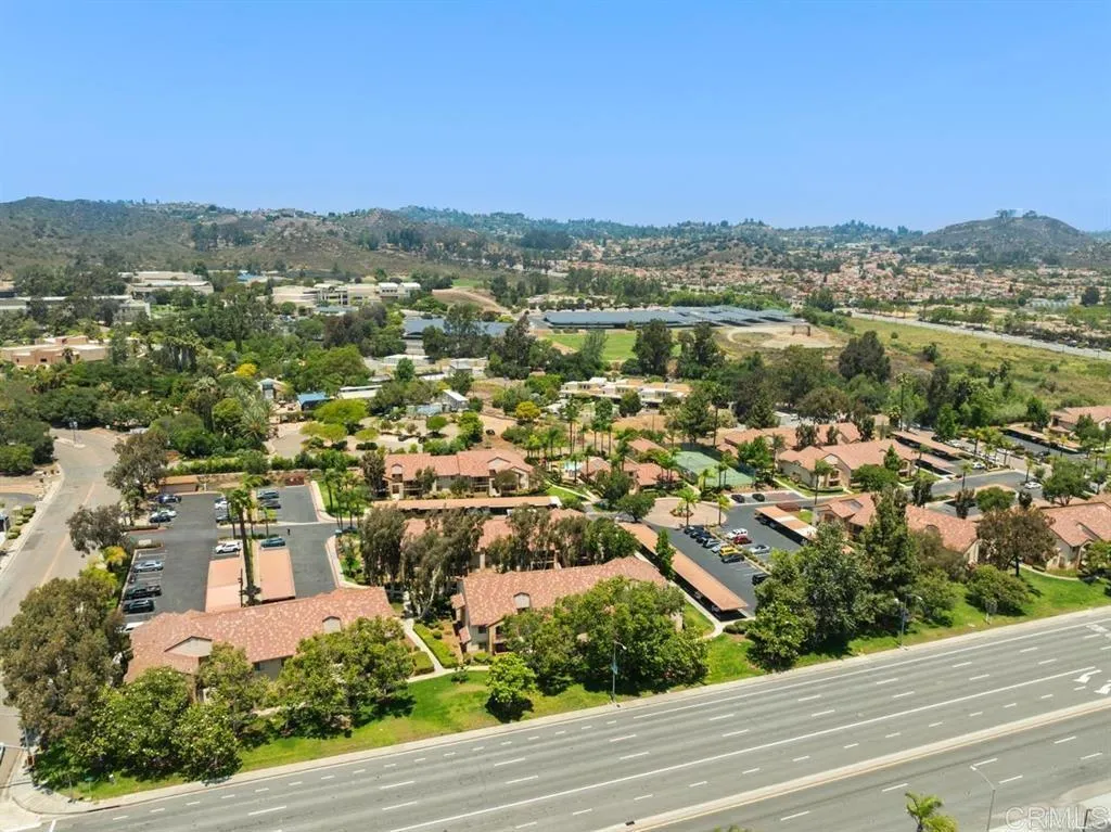 https://cdn.realtyfeed.com/cdn/127/306563843/533ccb88113a952108610356d4139fef.webp