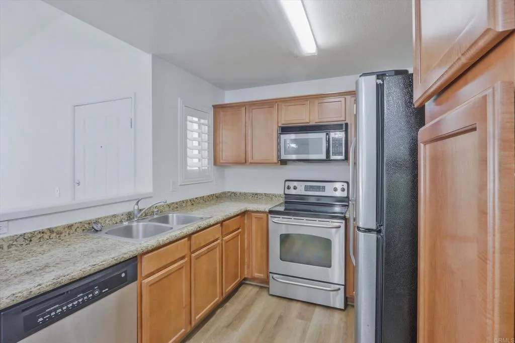 https://cdn.realtyfeed.com/cdn/127/306563843/5847eb5ded6c78450b69efce798d7c8c.webp