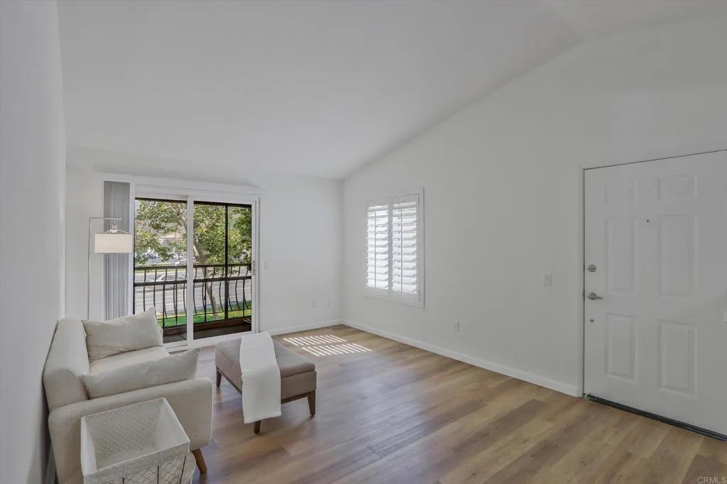Photo #4: PTP2507759 Listing 