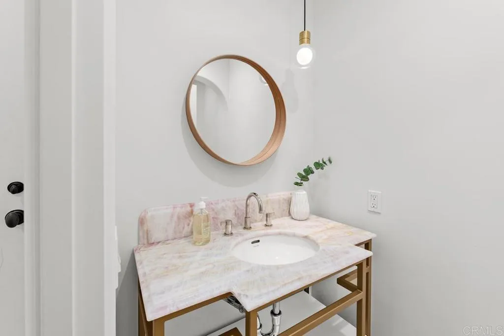 https://cdn.realtyfeed.com/cdn/127/306563885/3a5d2254a9a401229ee7c70dd0b5d0e1.webp