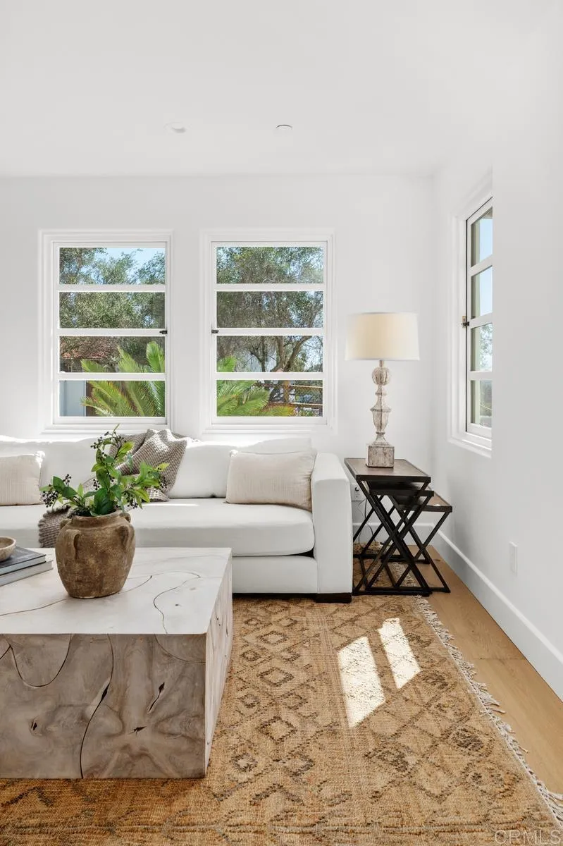https://cdn.realtyfeed.com/cdn/127/306563885/68a37abafc4b98c91b7801b0179756e8.webp